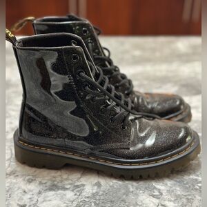 Dr. Martens Luana Black Glitter size 6